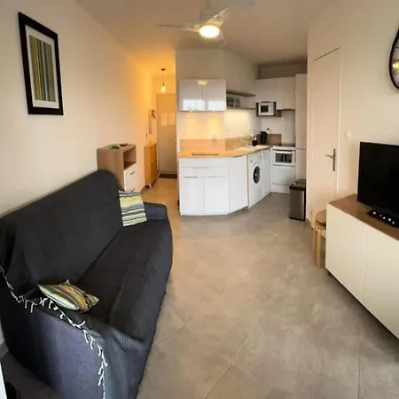 Appartement 2 For 4 People Six-Fours-les-Plages